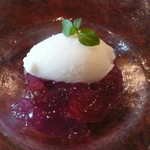 オシノ - デザート　巨峰のジュレとヨーグルトアイス
