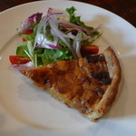 前菜　こちらはキッシュ