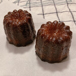 Patisserie TEN & 日比谷okuroji店 - ＊ カヌレ　324円　×2