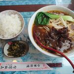 Taiwan Hanten - 牛肉麺（にゅうろうめん）840円