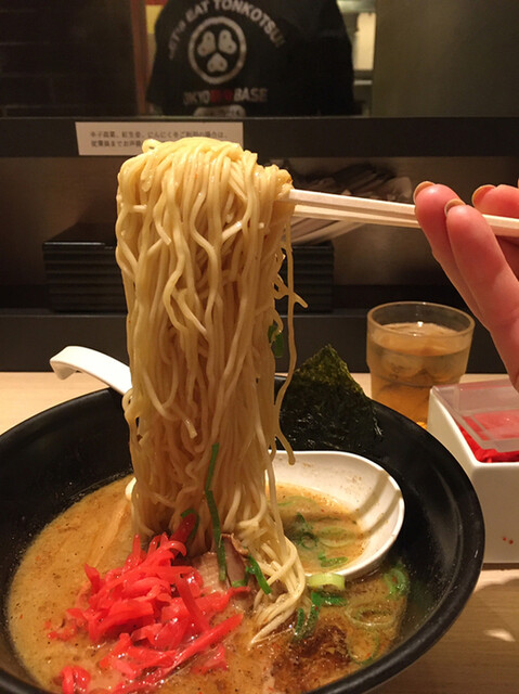 Tokyo豚骨base Made By博多一風堂 品川店 品川 ラーメン 食べログ Tokyo豚骨base Made By博多一風堂 品川店 品川 ラーメン 食べログ