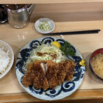 Kankamba - ロースカツ定食740円