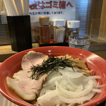 らーめん健心 - 油そば（にぼし）750円