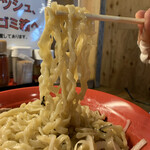 らーめん健心 - 麺リフト⤴️