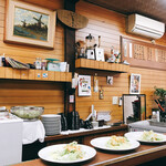 キッチンつぼ - 昭和な店内