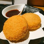 炭火焼鳥と水炊き 五郎一 - 冠地鶏のコロッケ