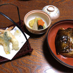 蒲郡荘 - 天ぷら盛り合せ/生麩/鯛の兜煮