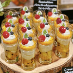 ザ・テラス - パイナップルとパッションフルーツのフォンテーヌブロー