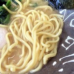 Ikkon Ya Ramen - たぶん四之宮商店の中太麺。