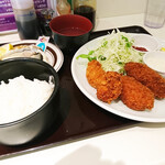 KANAYAMA OYSTER BAR - 広島県産食べ比べ 絶品カキフライランチ＋ランチ生真牡蠣