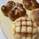 Coco Bakery - 桜あんぱん ＆ メロンパン