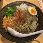 濃厚鶏ソバ 麺 ザ クロ - 