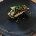 エル・バウ・デコラシオン - お魚料理は鰆。肉厚でジューシィな鰆は食べ応えがあります♡