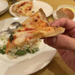 トラットリア ルナピエナ - この生地がたまらんのよ…ホントに