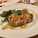 トラットリア ルナピエナ - マスタードが効いた鶏むねソテー。柔らか。