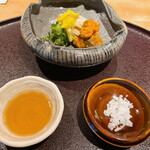 馳走 啐啄一十  - 渡り蟹の身と内子
      土佐酢でもお塩でもそのままでも美味しい