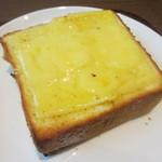 上島珈琲店 - 厚切りチーズトースト　３５０円