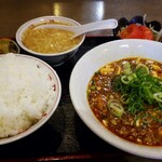 h Taishuu chuukasakaba kikunoya - 麻婆豆腐定食　@800