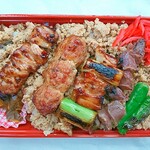 Wariki - 焼鳥４本と鶏そぼろのお弁当