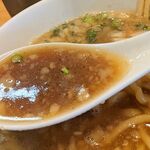 ツバメ ラーメン ユウキ - スープ