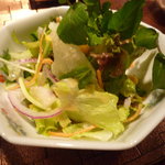 鉄板焼き おく山 - サラダです