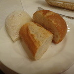 シェ・コーベ - パン3種