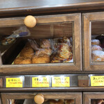 ちいさなパン畑 - 陳列棚