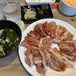 Kokusangyuu Yakiniku Kuidon - 