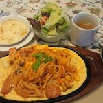 シーズン - パスタランチ 全景 1,265円