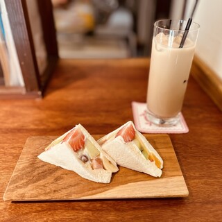 西荻窪でおすすめの美味しいワインバーをご紹介 食べログ 西荻窪でおすすめの美味しいワインバーをご紹介 食べログ