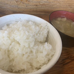 博多ん肴屋 五六桜 - ご飯、味噌汁