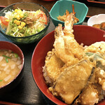 駒八 - 大海老天丼とツナサラダランチ