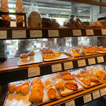 breadworks - 店内