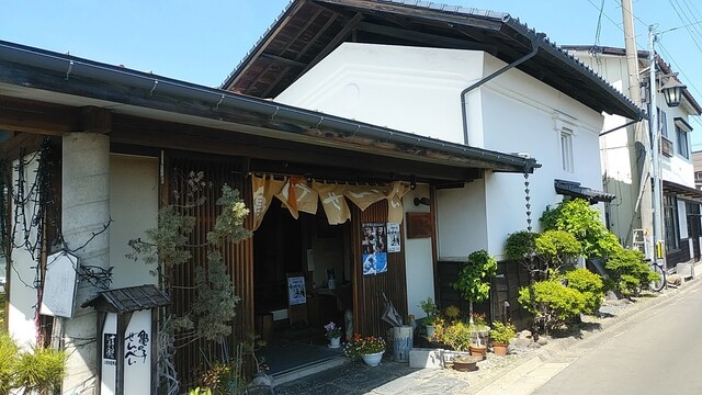 八重吉煎餅店（亀の子せんべい）｜奥州市の老舗和菓子店で絶品せんべいを堪能