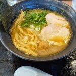 琉球鶏白湯らーめん アッパリ - 濃厚醤油白湯らーめん(830円)