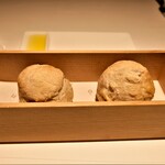 レスピラシオン - 自家製パンも美味しいです。