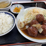 Hourai - 肉だんご定食