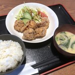 Yakitori Yasubee - ◆唐揚げ定食(780円）を。シンプルなビジュアルです。(^0^;)