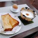 カフェ ド フフ - デニッシュトーストセット & ロイヤルミルクティー