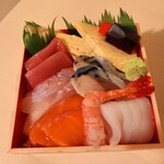 海幸 - 海鮮丼 800円