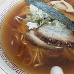 満州ニラら～めんの店 さかえや - 中華そば（中・アップ）