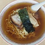 満州ニラら～めんの店 さかえや - 中華そば（中）