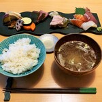 クラフタン - 昆布締め盛り合わせ定食。2000円