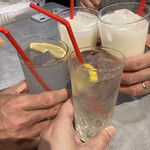 スリマンガラム - ソフトドリンクで乾杯という新しい乾杯スタイル