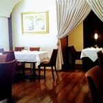 リストランテ カノフィーロ - 席から店内を撮影