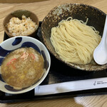 三ツ矢堂製麺  - つけ麺炊き込みご飯セット