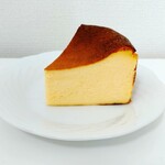 パティスリー ミミ - バスク風チーズケーキ