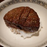 鈴田式 - 兵庫但馬の太田牛ヒレ肉の飯蒸し