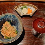 鈴田式 - 薪焼きした桜海老と蛍烏賊のご飯