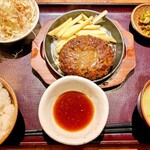 てけてけ - 特製あらびきハンバーグ